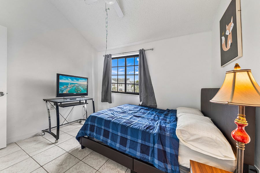 Furnished Finder property 1025878_1 photo 20
