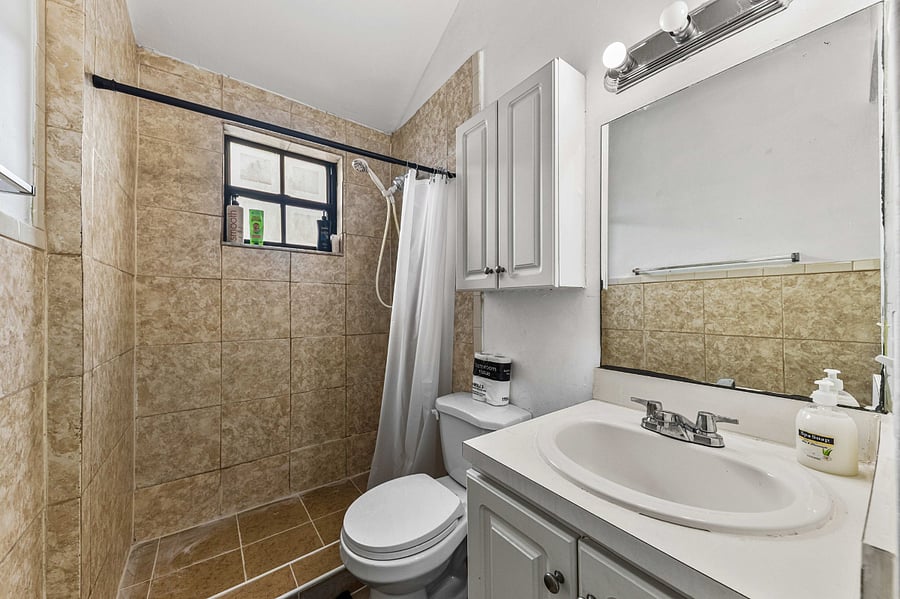 Furnished Finder property 1025878_1 photo 26