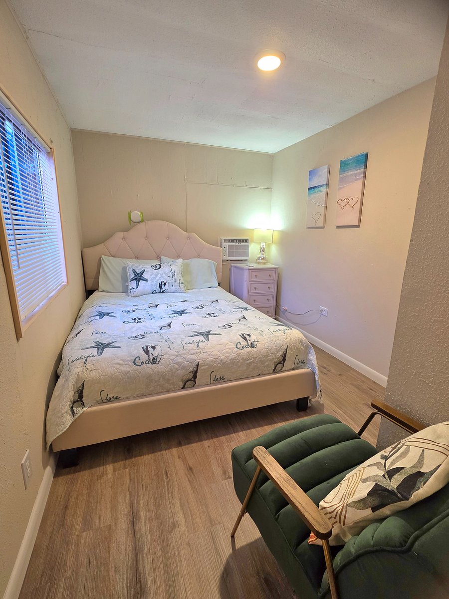 Queed Bedroom