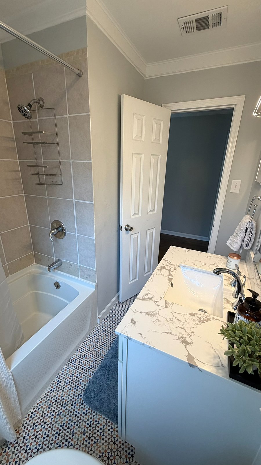 Furnished Finder property 1025917_1 photo 8