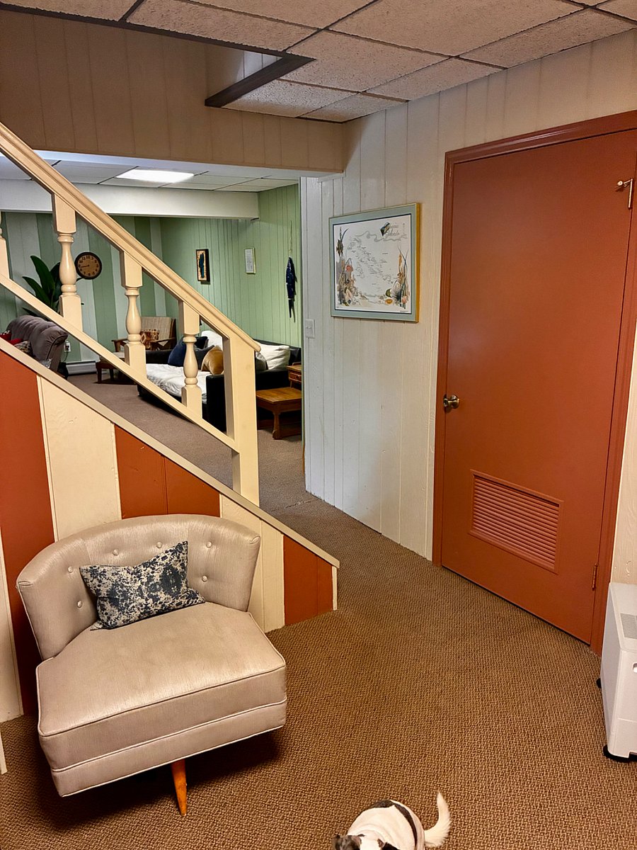 Stair to go upstairs