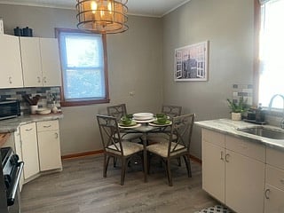 KITCHEN
Large dine in kitchen great for your everyday needs.