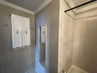 BATHROOM
Plenty of Storage with Wall Cabinet