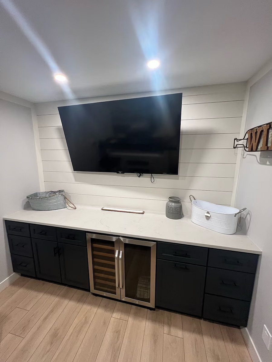 Bar area