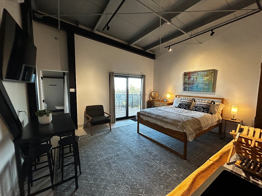 Furnished Finder property 1025950_1 photo 3