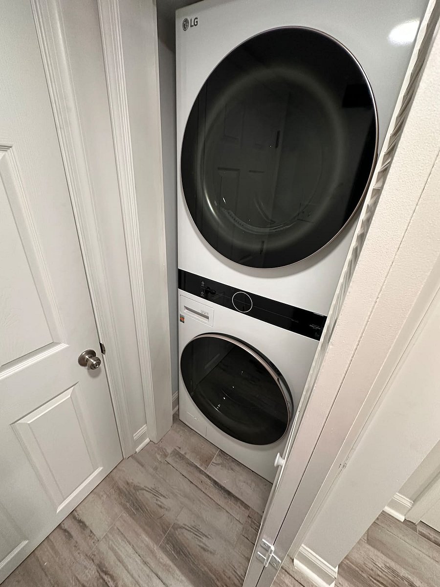 In-Unit Washer and Dryer