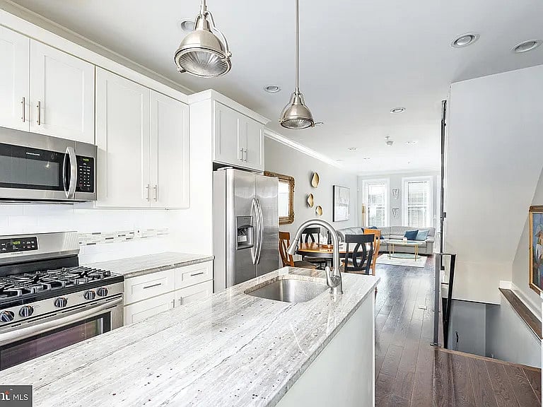 Furnished Finder property 1026012_1 photo 3