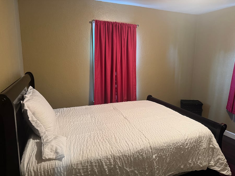Furnished Finder property 1026097_1 photo 9