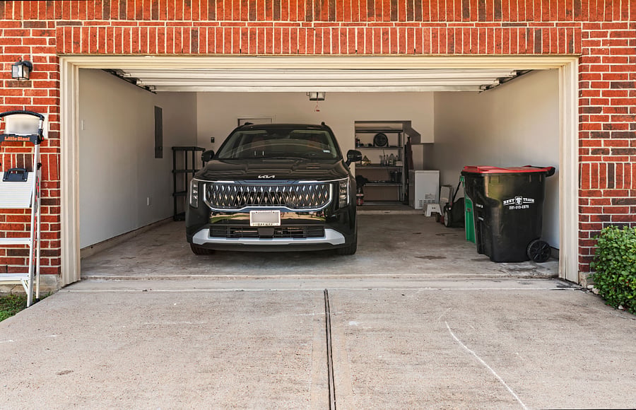 2 car garage