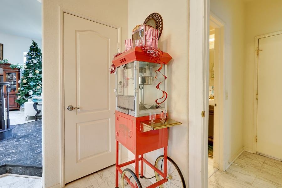 Furnished Finder property 1026135_1 photo 32