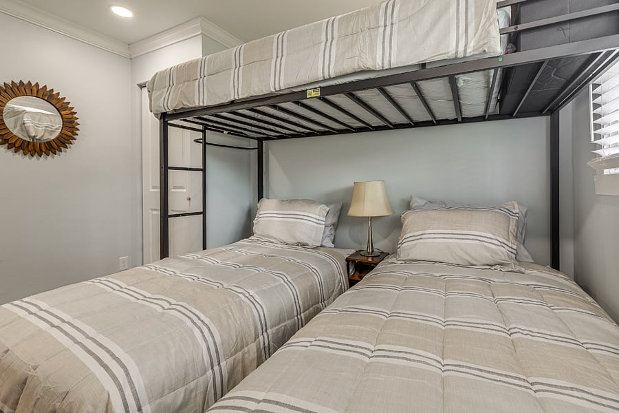 Furnished Finder property 1026136_1 photo 30
