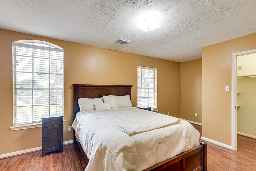 Furnished Finder property 1026137_1 photo 35