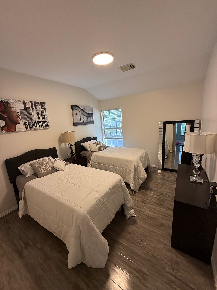 Furnished Finder property 1026176_1 photo 15