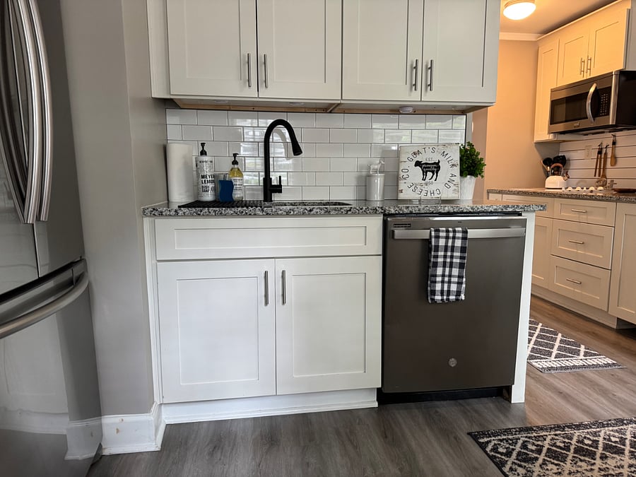 Dishwasher / sink space in kitchen