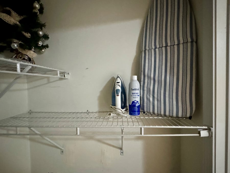 Tons of hanging space in closet ( 4 dresser drawers not pictured )