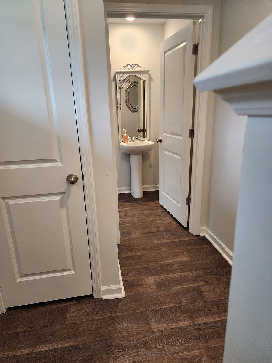 Foyer half bath 