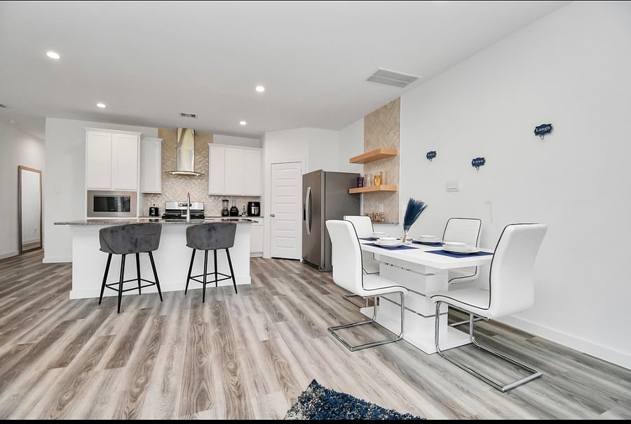 Furnished Finder property 1026275_1 photo 4