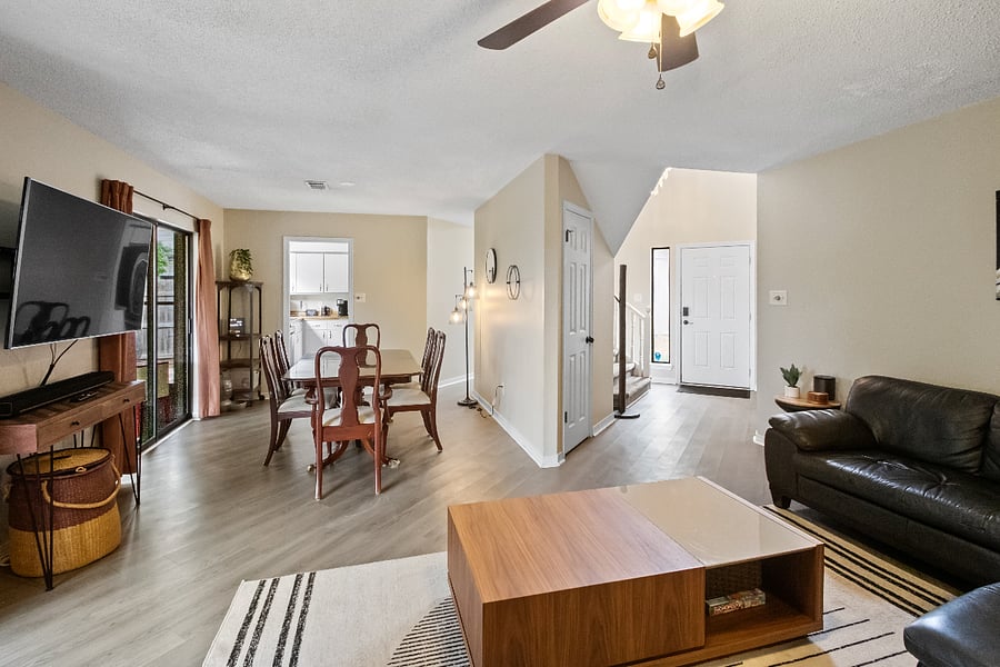 Furnished Finder property 1026356_1 photo 3