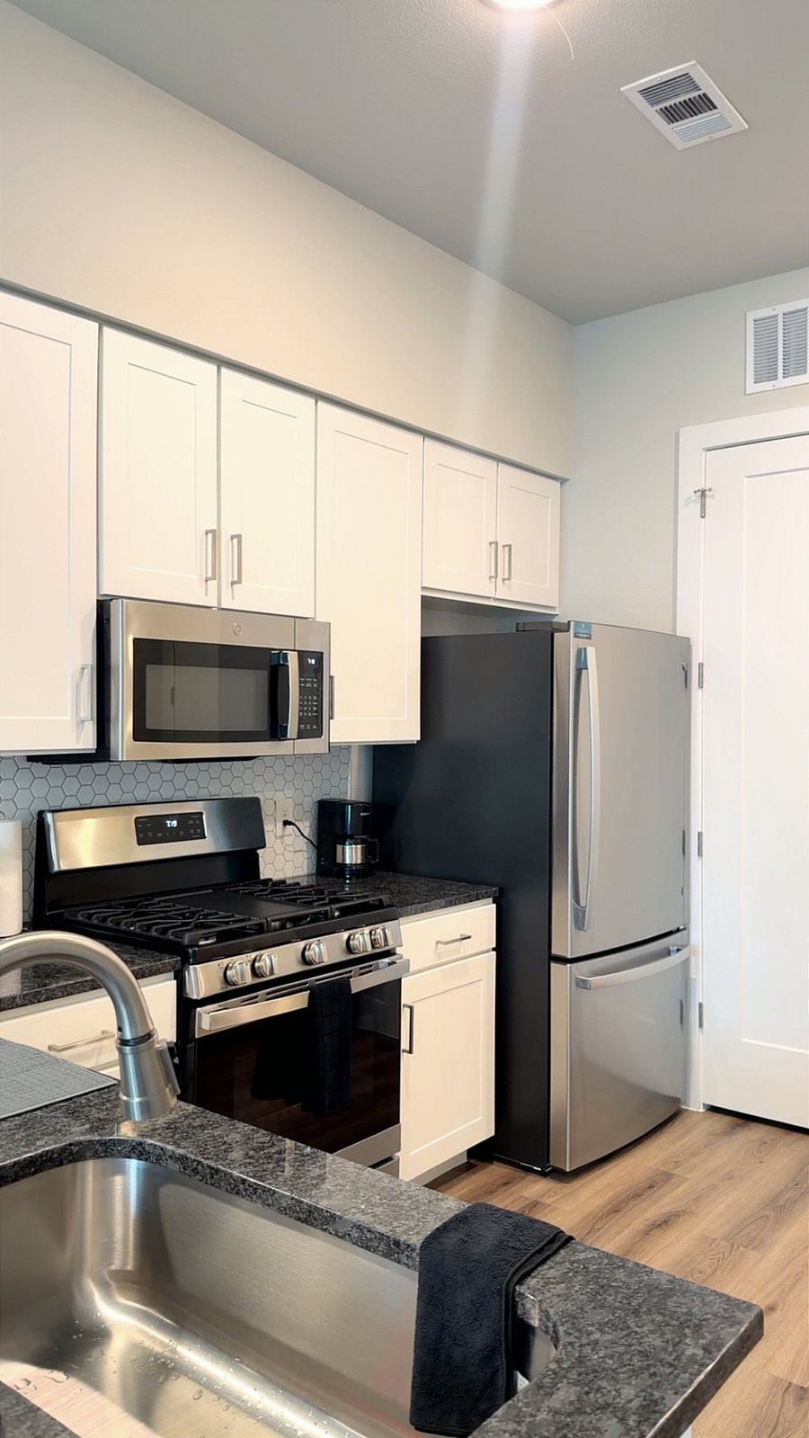 Furnished Finder property 1026357_1 photo 5