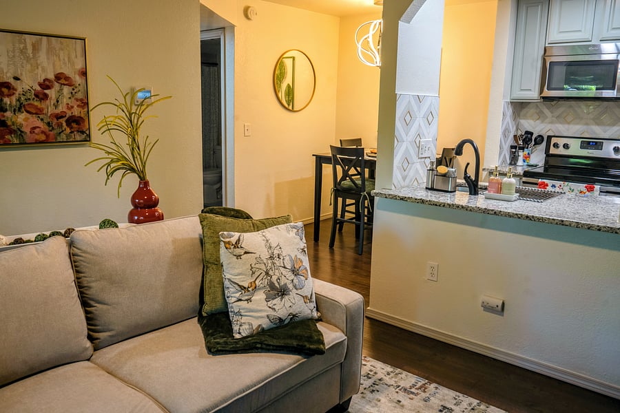 Furnished Finder property 1026371_1 photo 6
