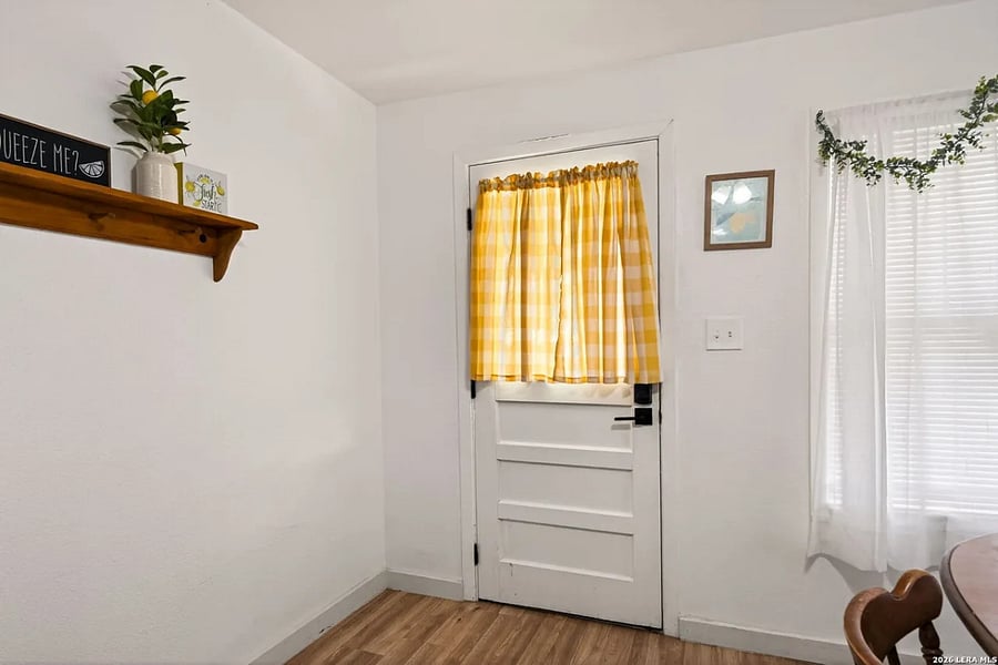 Furnished Finder property 1026378_1 photo 11