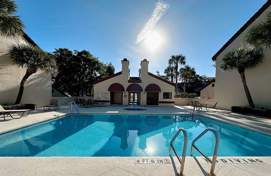 Community Pool & Spa