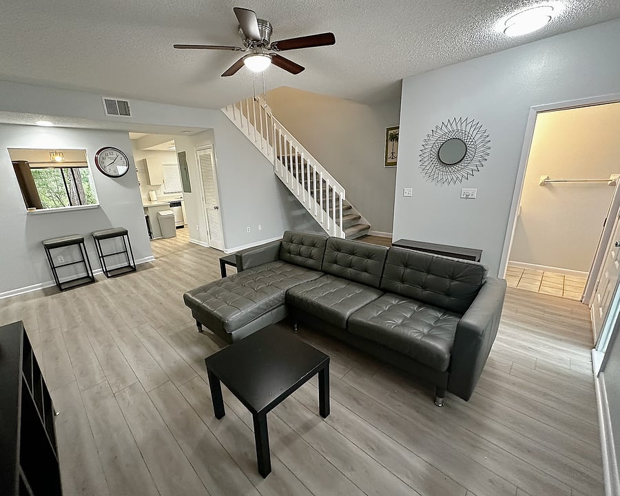 Furnished Finder property 1026459_1 photo 9