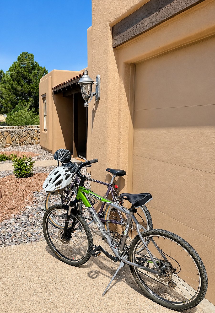 Bikes provided as guest amenity 