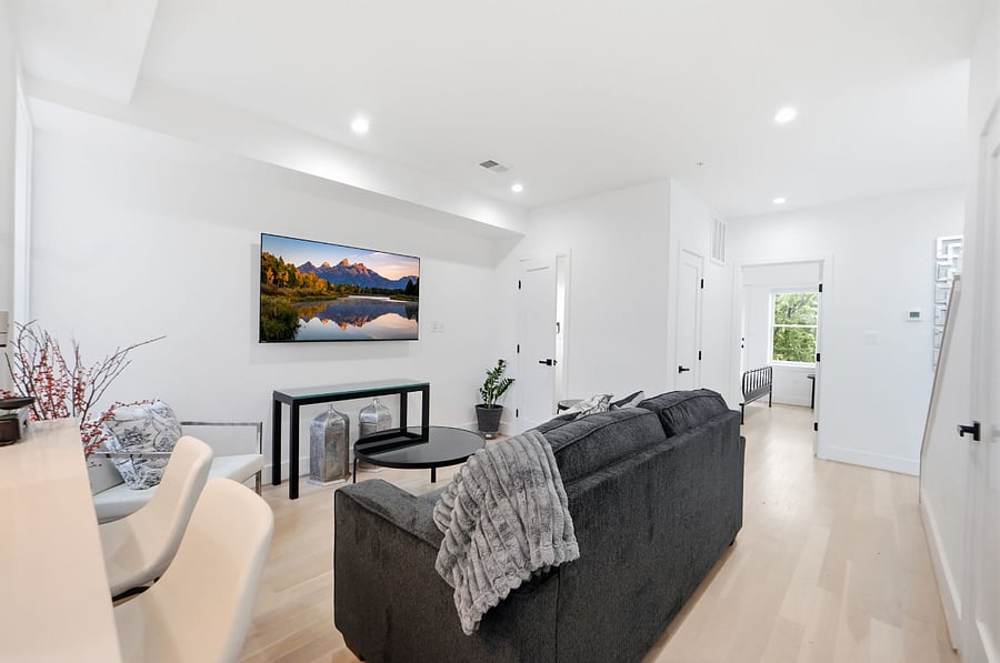 Furnished Finder property 1026526_1 photo 12