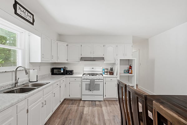 Furnished Finder property 1026528_1 photo 21