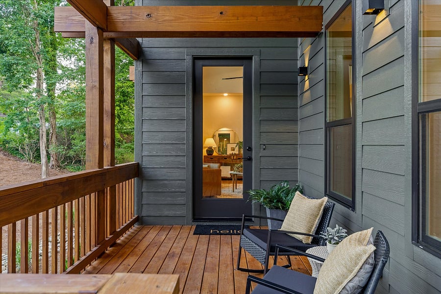 Front porch entrance