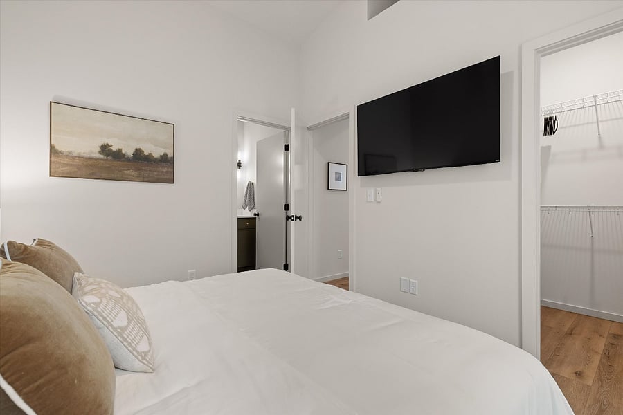 Smart TV in Bedroom