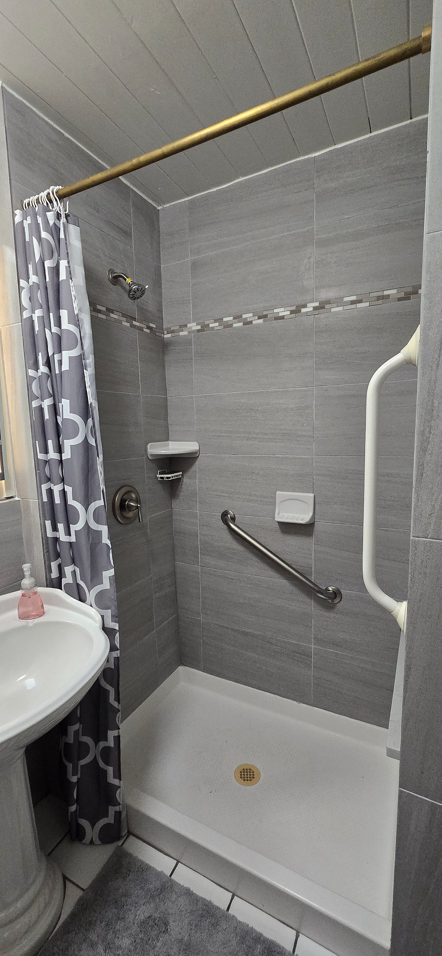Furnished Finder property 1026557_1 photo 10