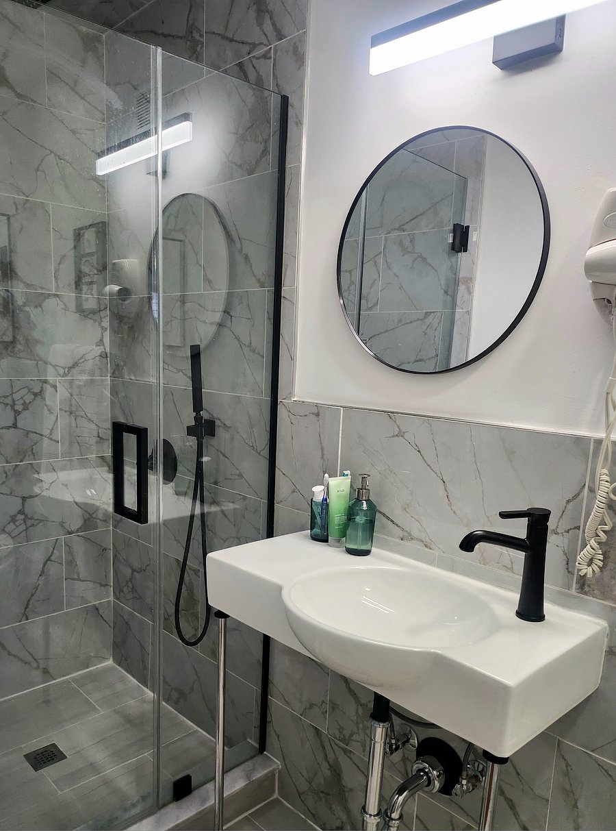 Furnished Finder property 1026629_1 photo 17
