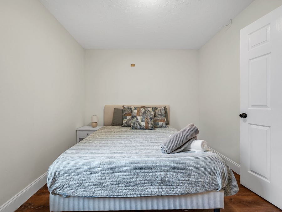 Furnished Finder property 1026634_1 photo 37
