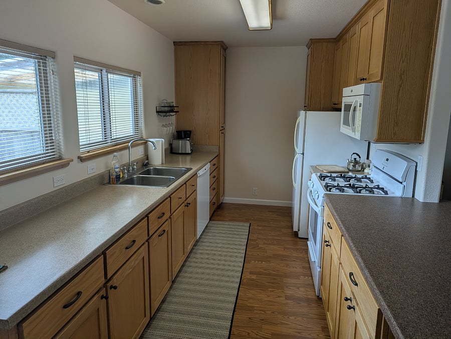 Furnished Finder property 1026654_1 photo 3