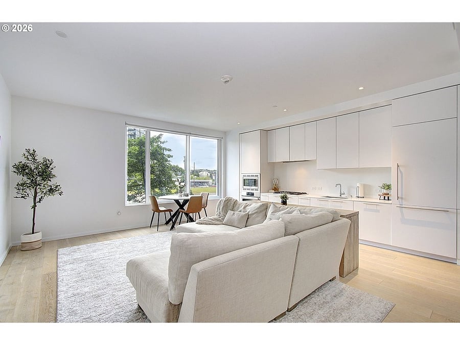 Furnished Finder property 1026679_1 photo 2