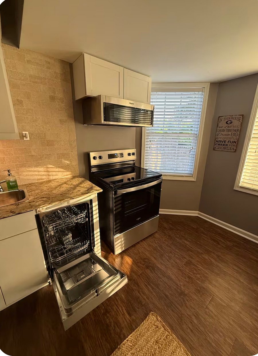 Furnished Finder property 1026683_1 photo 9