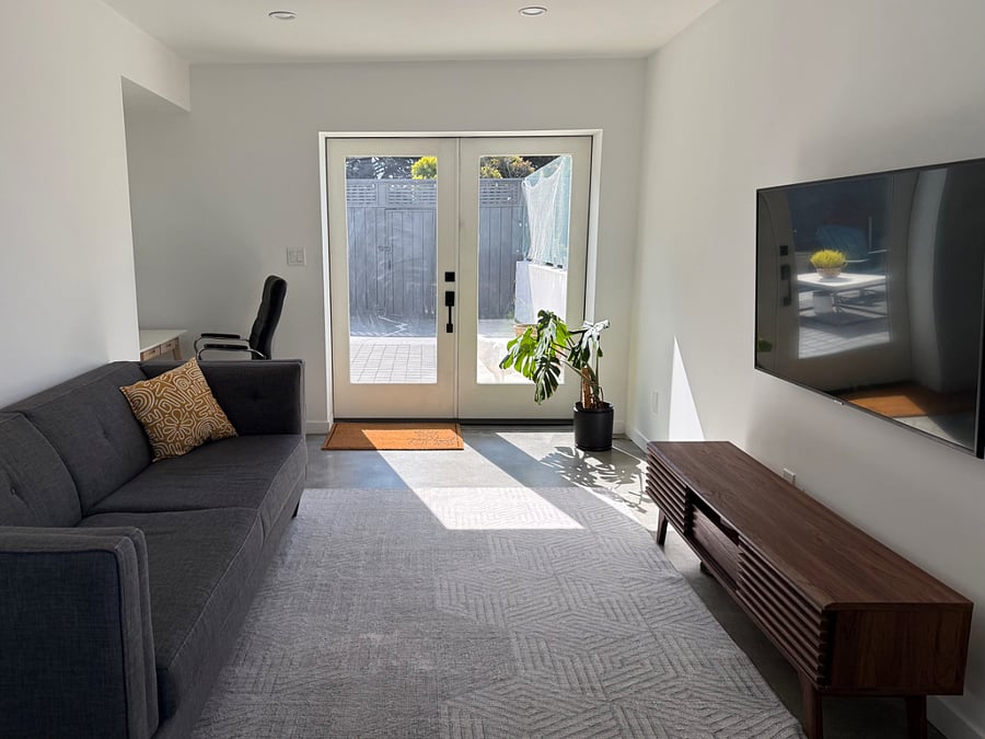 Furnished Finder property 1026793_1 photo 3