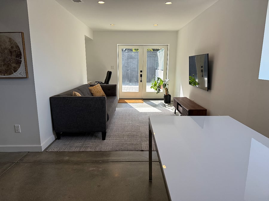 Furnished Finder property 1026793_1 photo 8