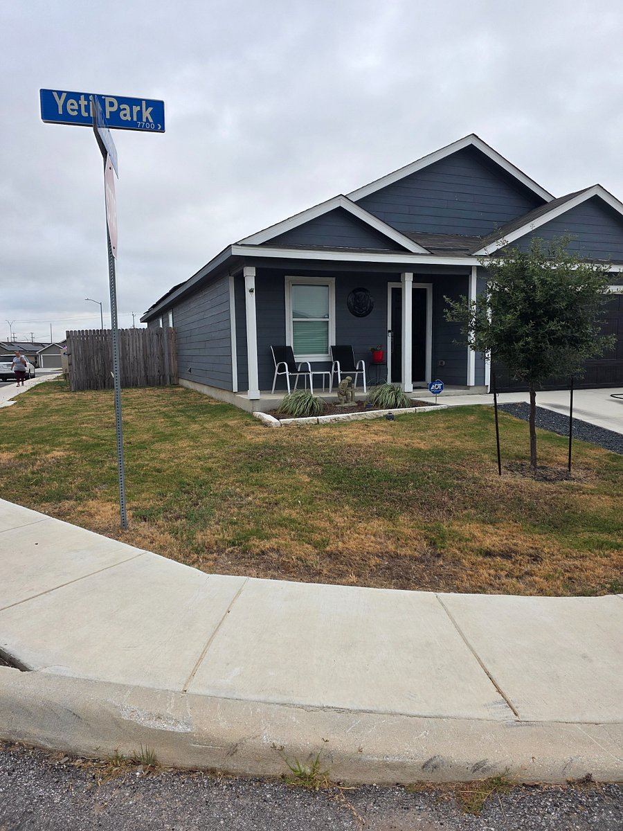 Furnished Finder property 1026818_1 photo 2