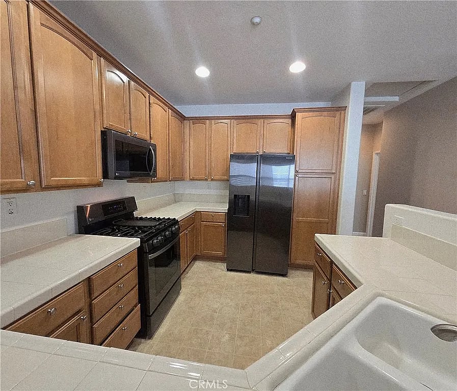 Furnished Finder property 1026838_1 photo 14