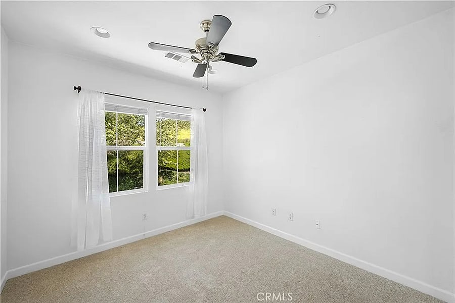 Furnished Finder property 1026838_1 photo 18