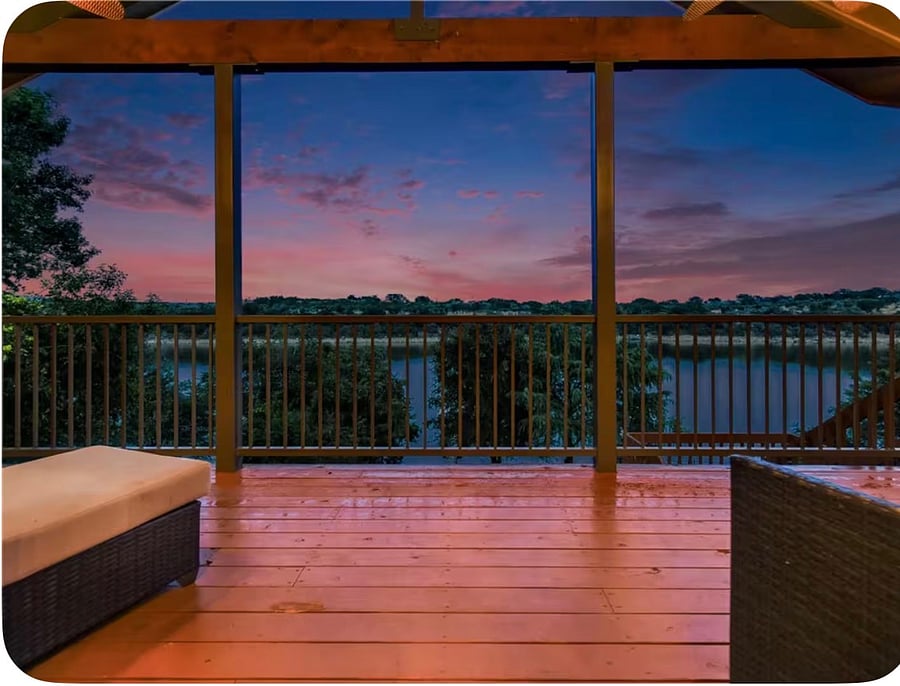 Evening upstairs patio view
