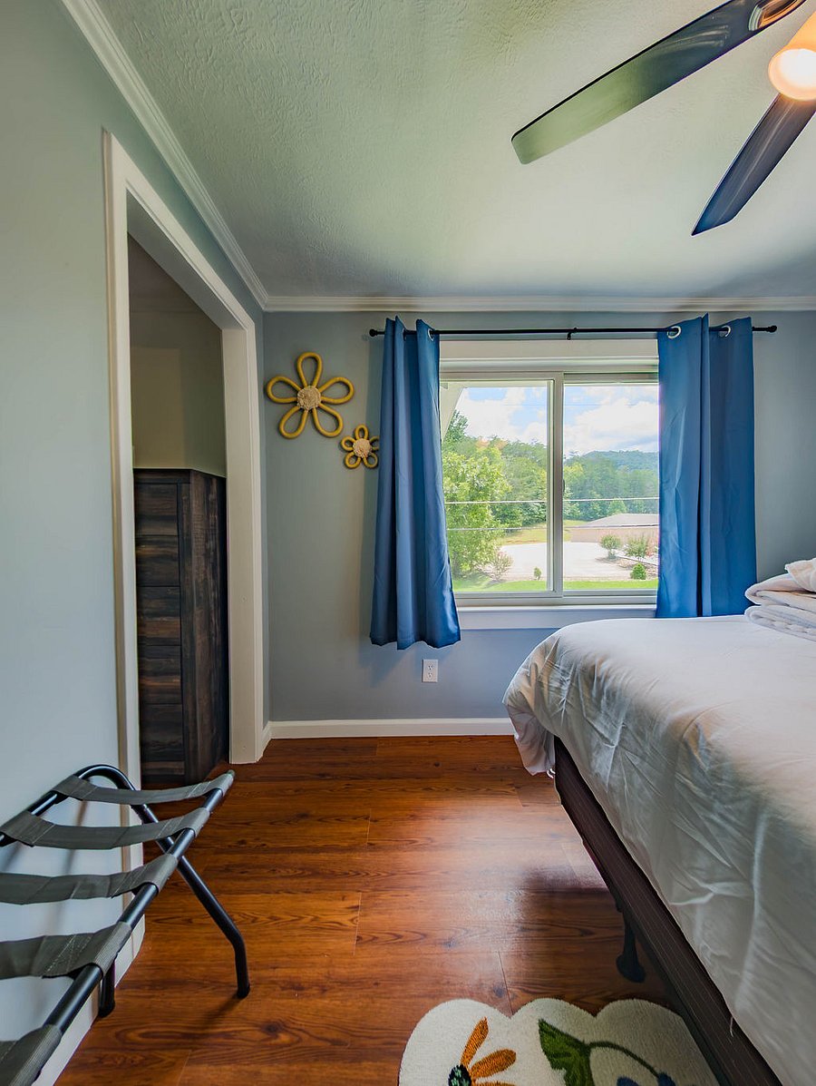 Furnished Finder property 1026843_1 photo 14