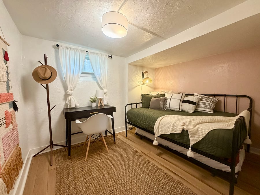 Office with full-size daybed. Ideal flex space. 
