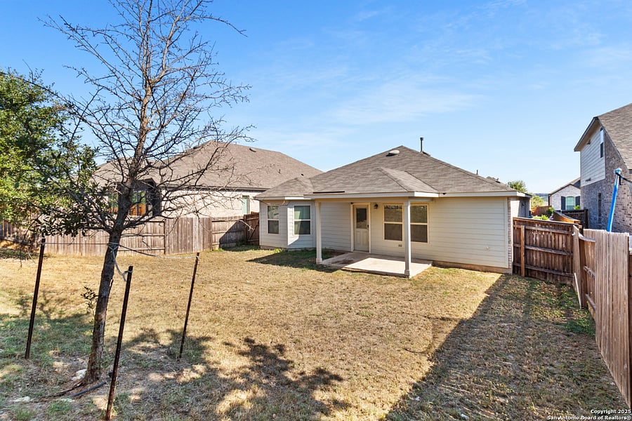 Furnished Finder property 1026865_1 photo 2