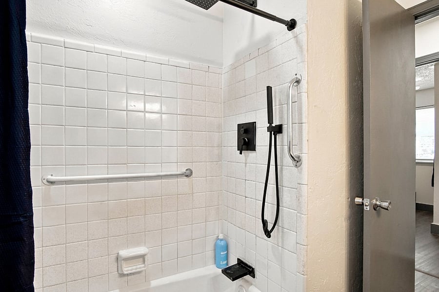 Furnished Finder property 1026892_1 photo 11