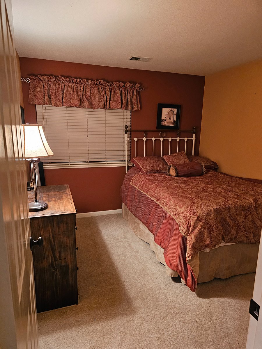 Spare bedroom