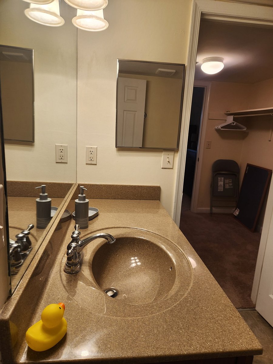 Furnished Finder property 1026948_1 photo 24